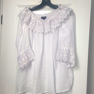 Off the shoulder white vacation top